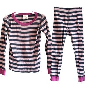 Hanna Andersson size 120 (6-7) purple stripe pajamas